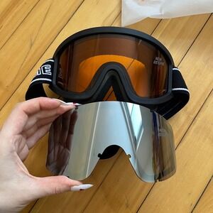 NWOT Atelier New Regime Snow Goggles Black Frame Orange Lens Adjustable Strap
